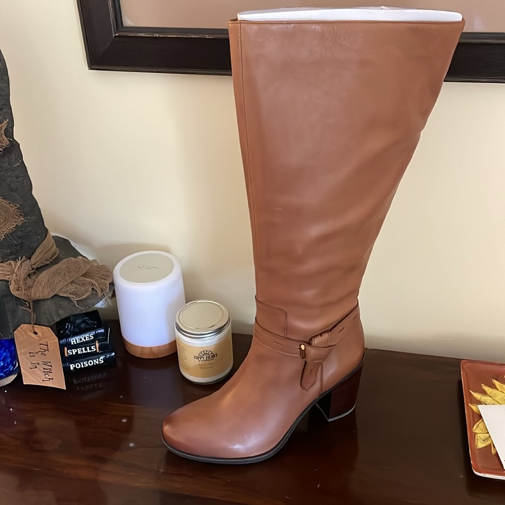 Wide calf cognac heeled boots